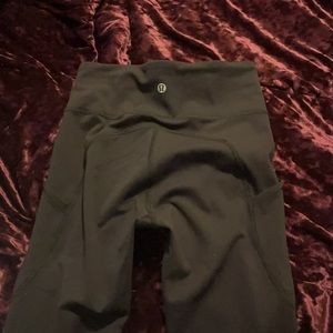 Lululemon leggings invigorates